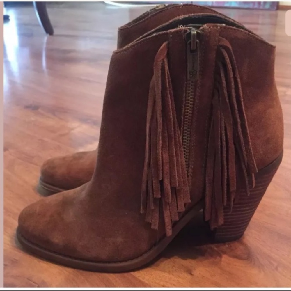 NEW Jessica Simpson camel booties size 8.5